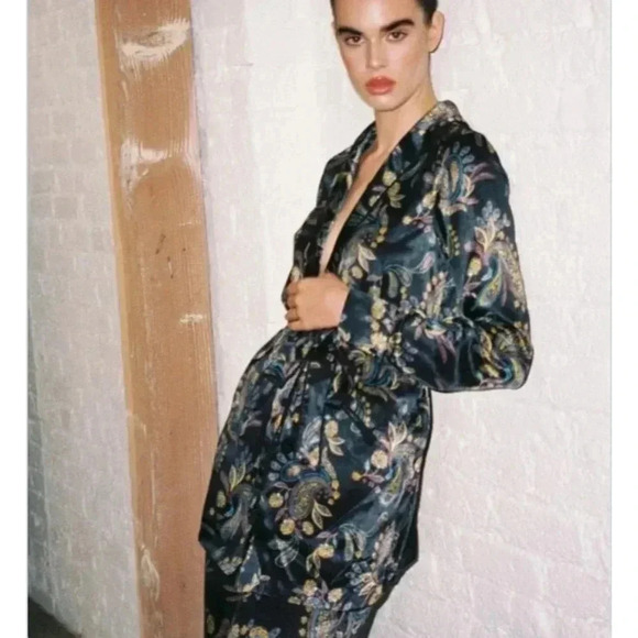 House of Harlow 1960 x Revolve paisley Arthur top - Picture 1 of 11
